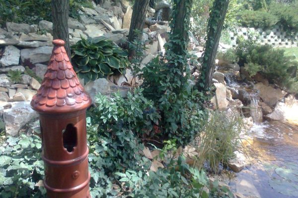 tó patakkal,csobogóval (3)